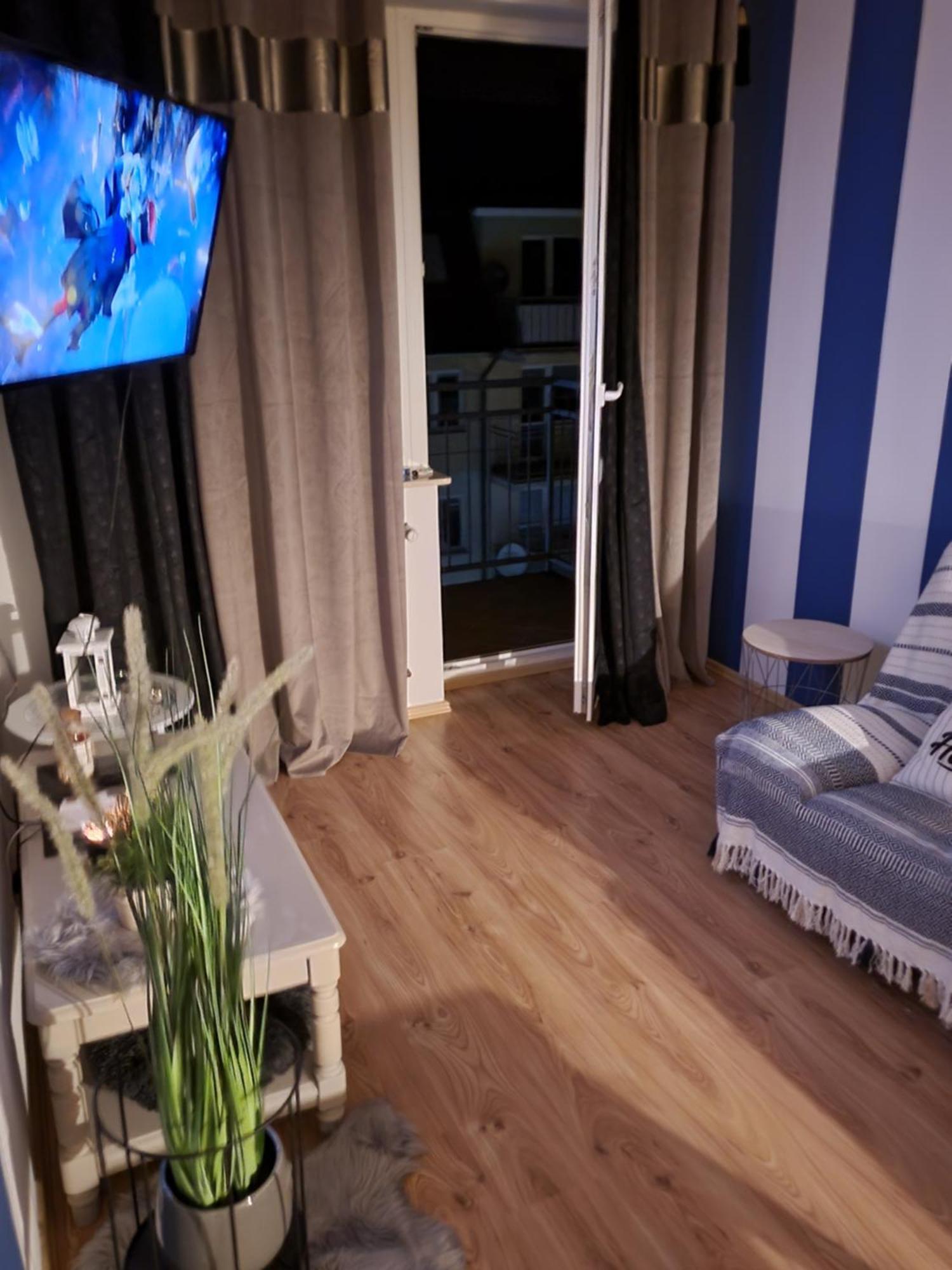 Apartament Wakacyjny Ines -Ustka-Na Wydmie,Samodzielne Zameldowanie,Garaz Do Dyspozycji Gosci 객실 사진